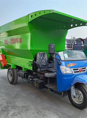 车载式立式搅拌撒料车5立方多功能25马力柴油机撒料车碎投料机