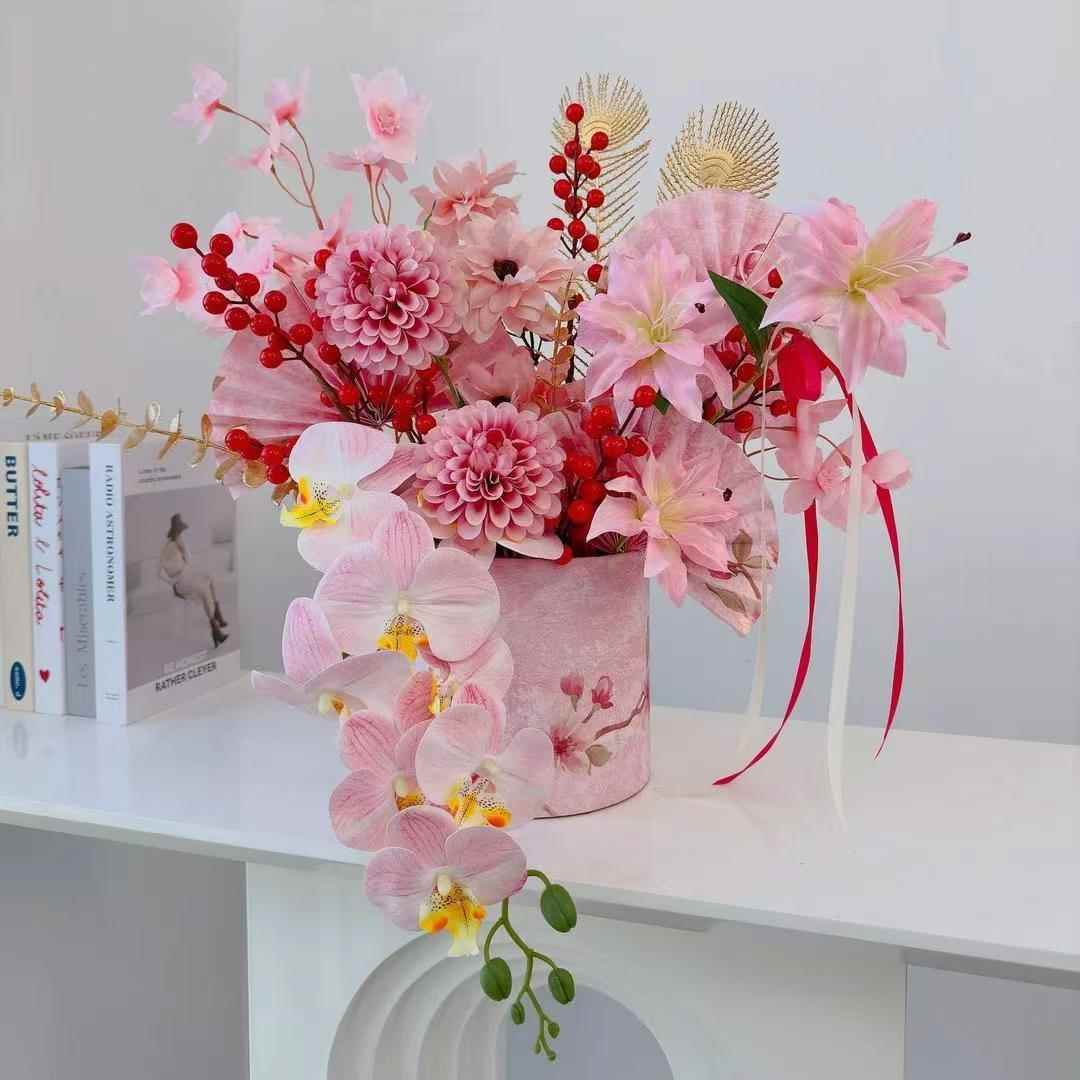 年宵花抱抱摆件婚房置仿庆真花无插花桶婚花布艺备婚用品