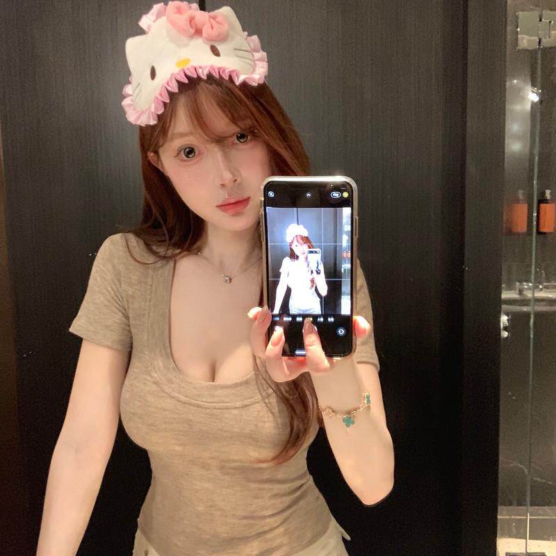M900T恤女2026春夏季新款短袖大U领纯欲风修身显瘦辣妹性感上衣