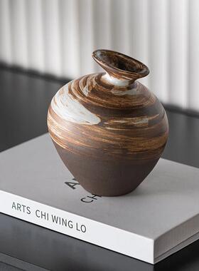 现代轻奢风样板间高级感玄关书柜书架壁龛开放格桌面装饰摆件组合