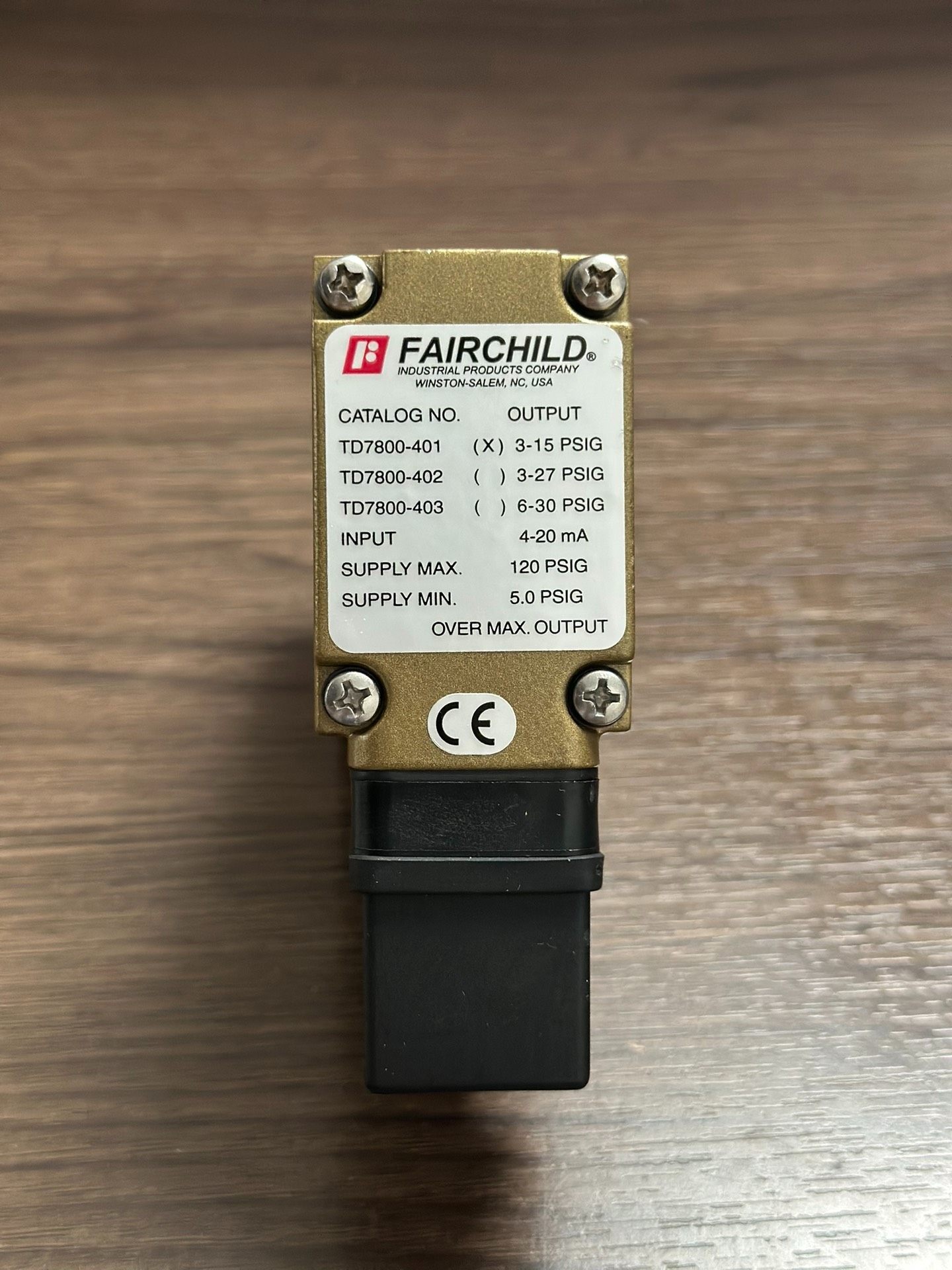 Fairchild TD7800-401，压力控制器，全新未