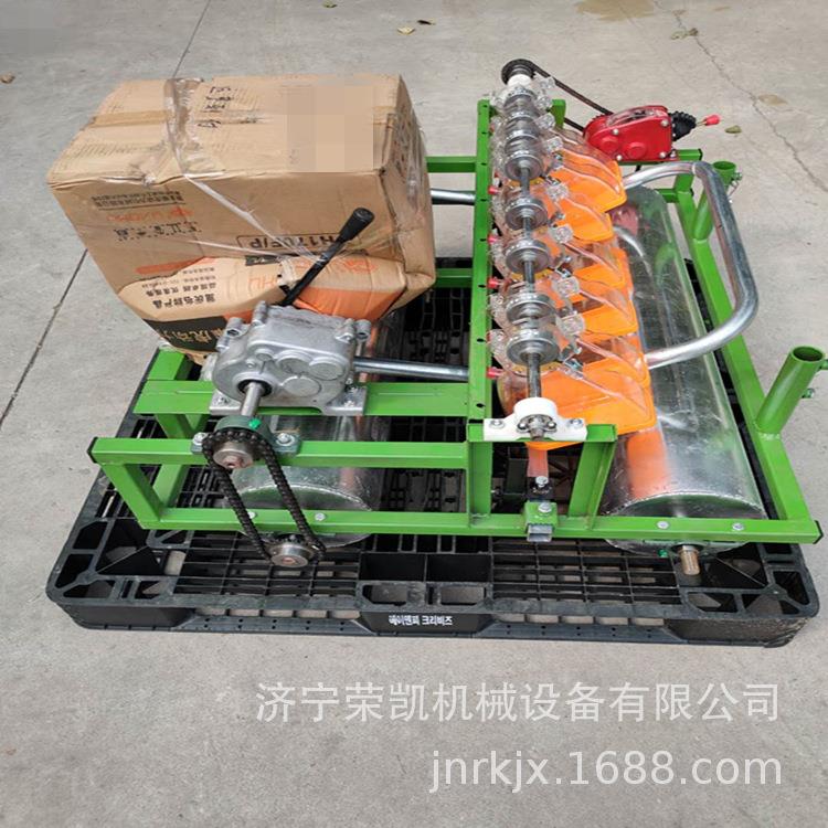 20款自走多功能蔬菜精播机汽油单粒蔬菜种子播种机人力手推播种机
