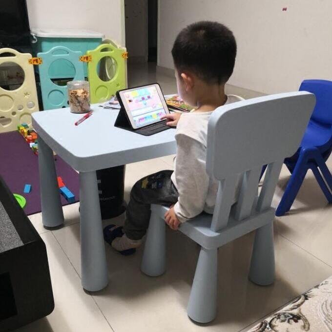 玩利乐rl2222宝儿童椅幼儿园塑料桌子椅桌子宝宝学习木桌积桌具桌