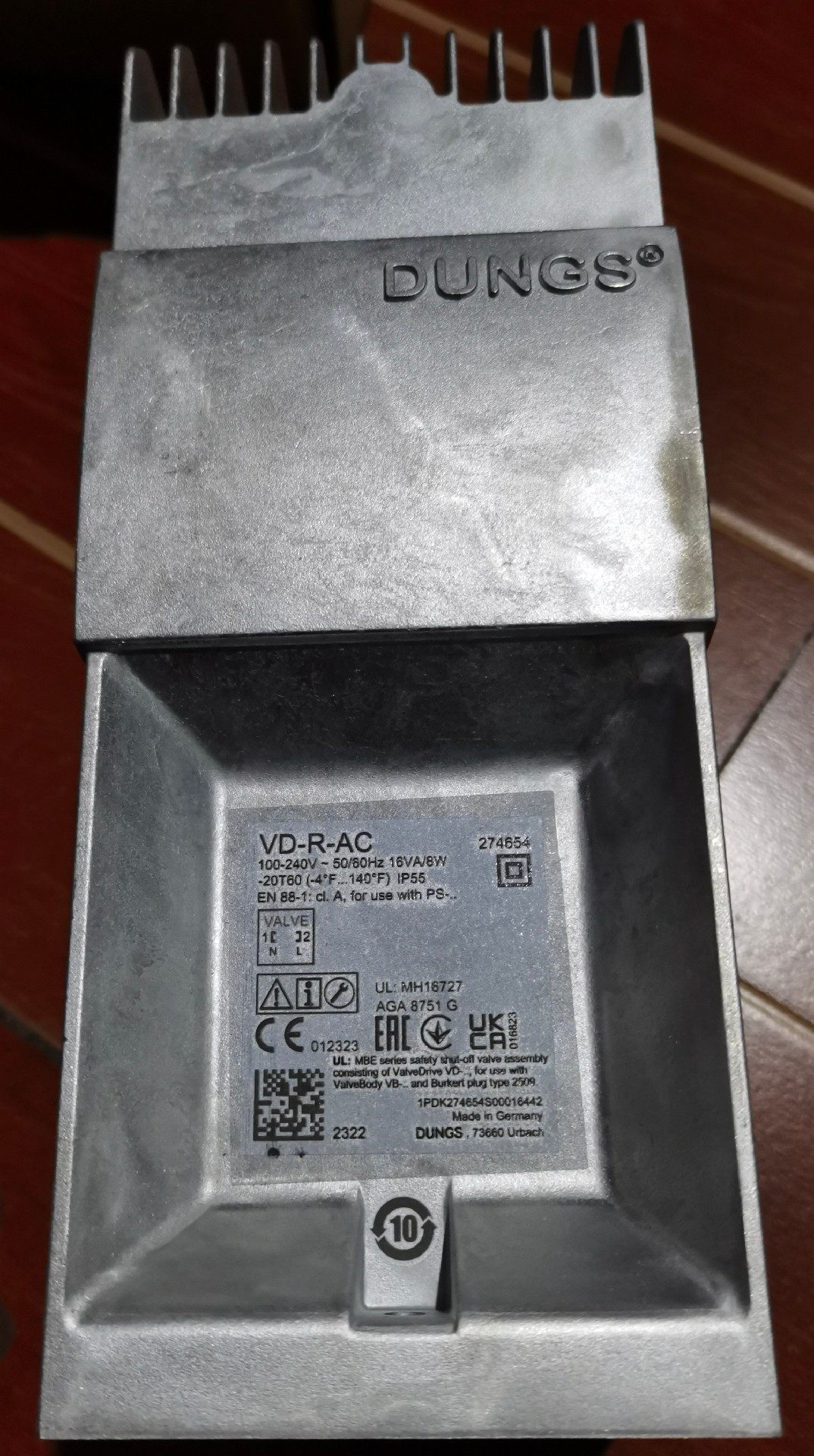 冬斯VD-R-AC全新原装