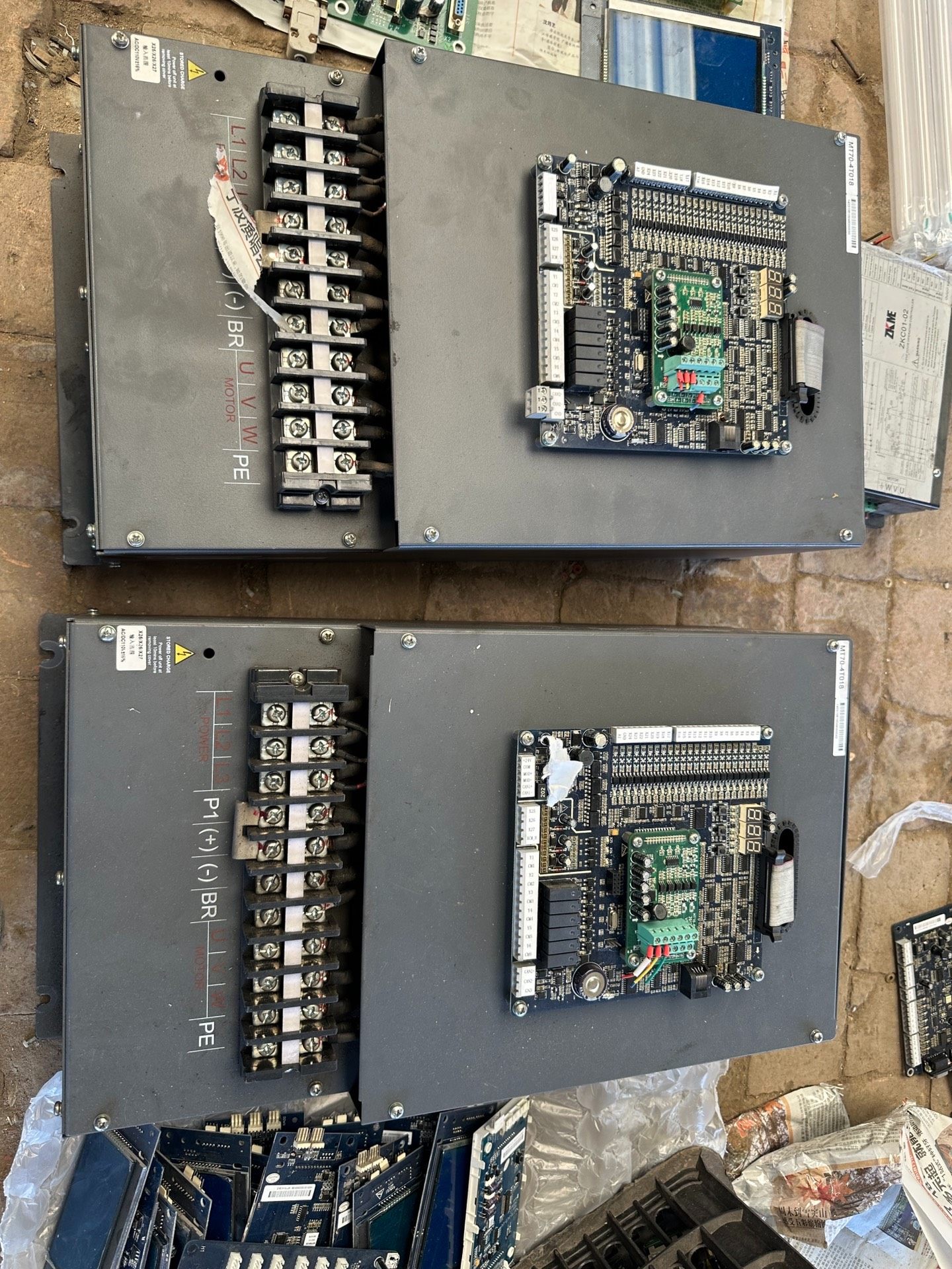 海浦蒙特MT70电梯一体化控制器MT70-4T018   M