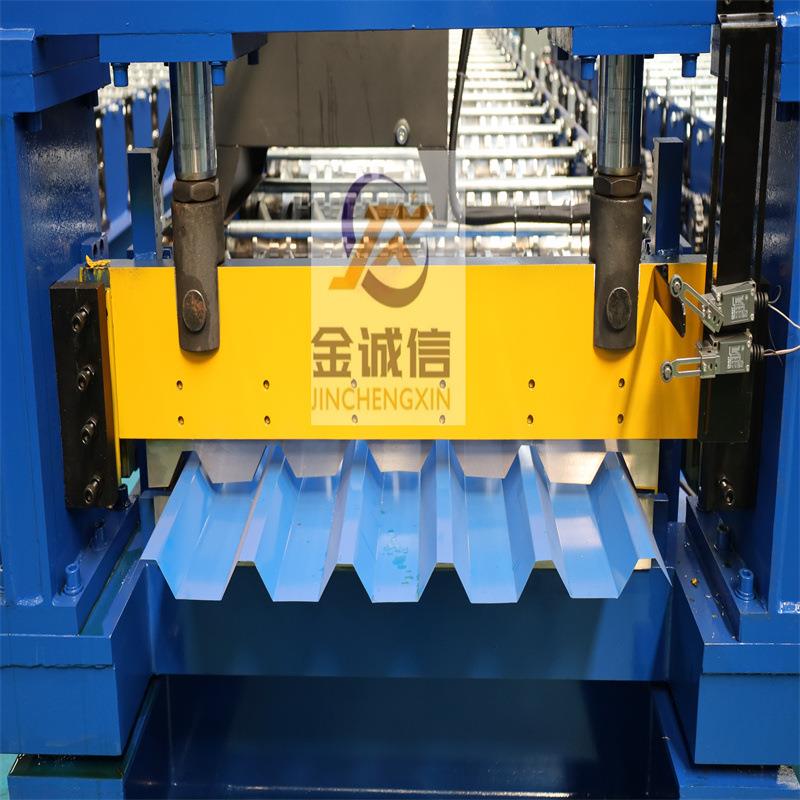 非洲常用六峰760全自动压瓦机出口压瓦机厂家制作彩钢瓦设备工厂