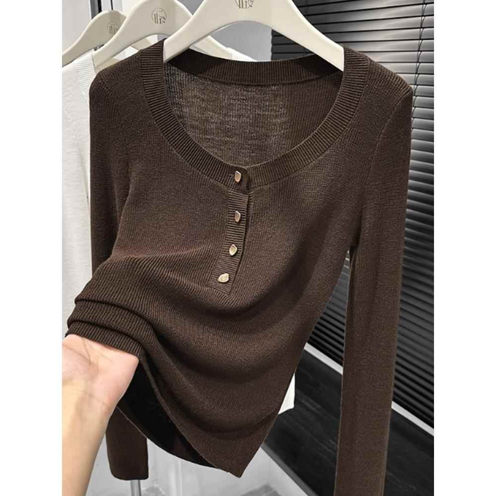 秋冬修身显瘦80-200斤圆领长袖针织上衣女纽扣打底小衫1204z