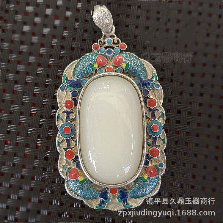 藏银镶嵌白玉方牌挂件藏式大号玉牌挂坠腰牌挂件带链子