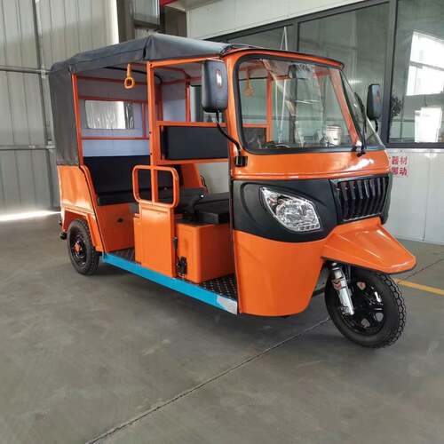 汽油嘟嘟车 Scenic sightseeing tuk-tuk 半封闭载客摩托三轮车