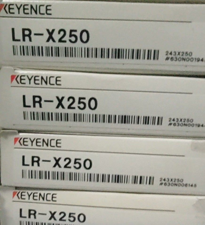 KEYENCE基恩士传感器LR-X250 LR-X250