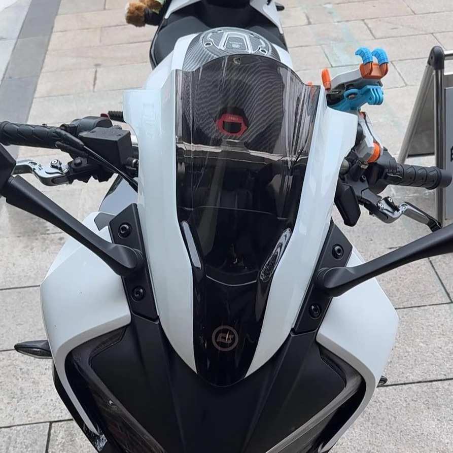 春风250sr竞技风挡 2023款加高前挡风入门级骑行摩托车配件改装件