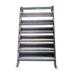 定制15j401图集钢爬梯光伏箱变平台基坑外墙热镀锌钢结构钢斜梯