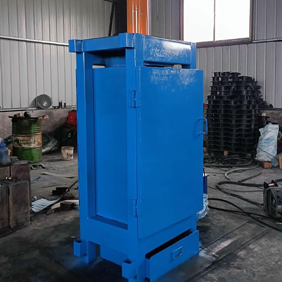 油漆桶液压打包机小型油桶大桶压扁机打包尺寸65x65长宽
