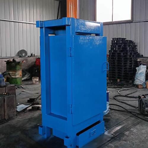 油漆桶液压打包机小型油桶大桶压扁机打包尺寸65x65长宽