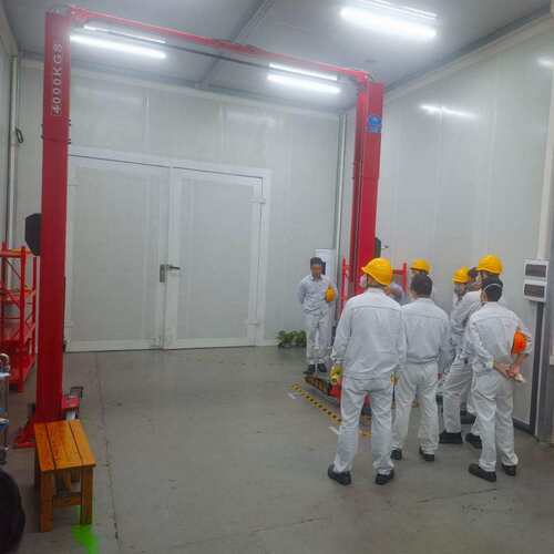 手动电解锁4000KG富仕达战鹰系列FSD-240B汽车专用二柱举升机