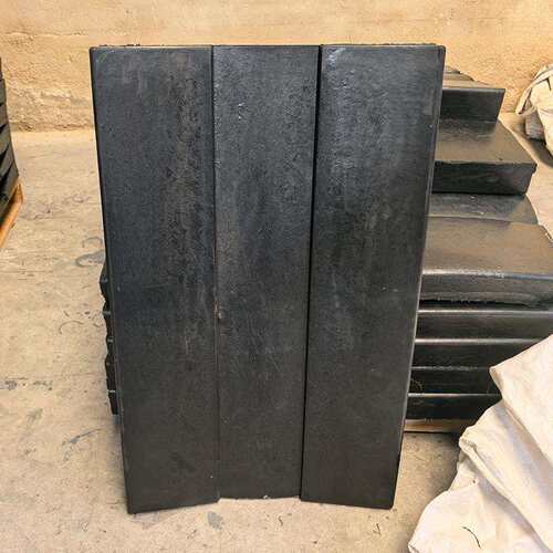 钢卷橡胶鞍座橡胶U型金属卷板状V型橡胶垫板船用耐高温鞍座