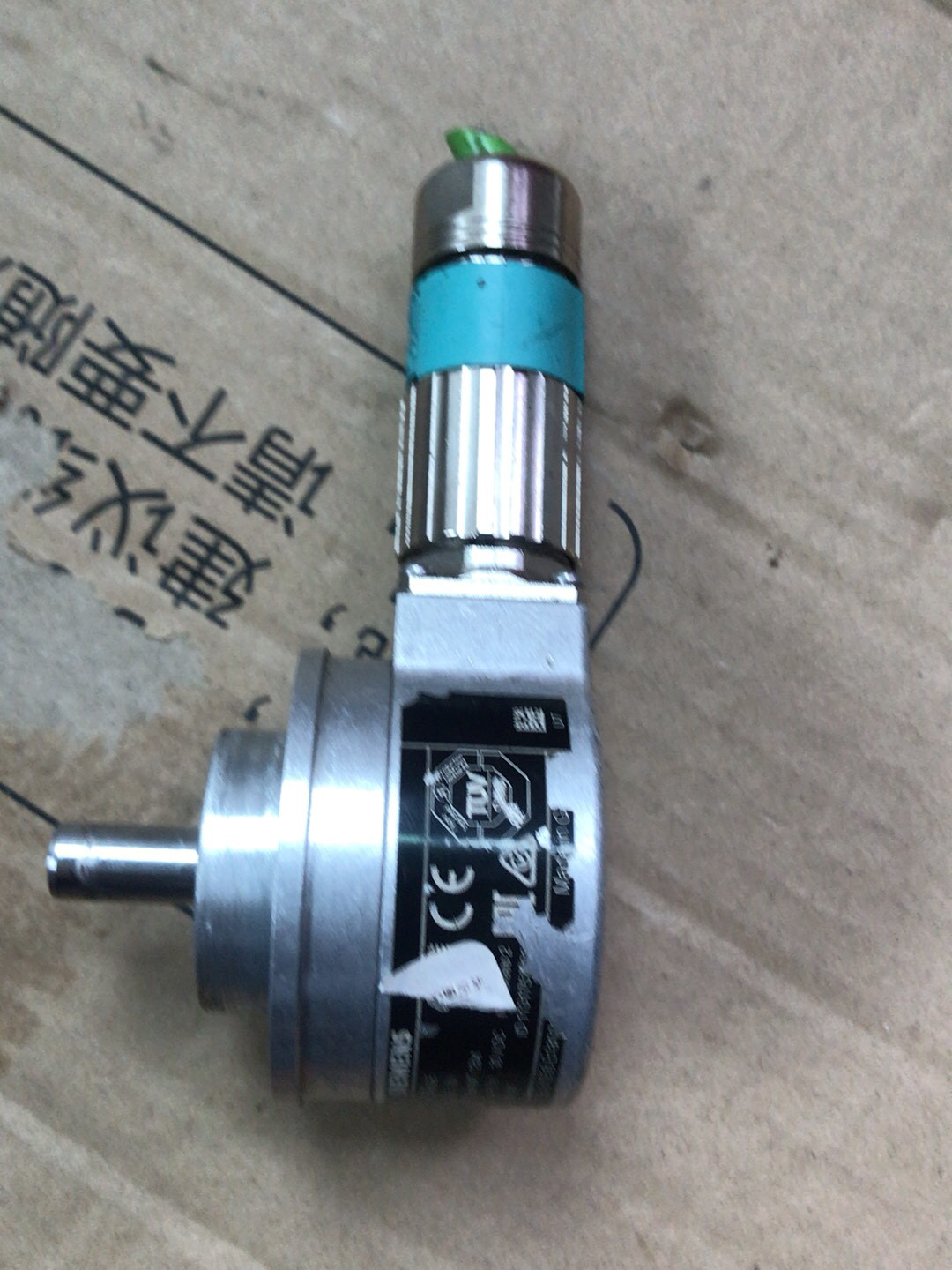 西门子编码器6FX2001-5Q24实物拍摄 议价