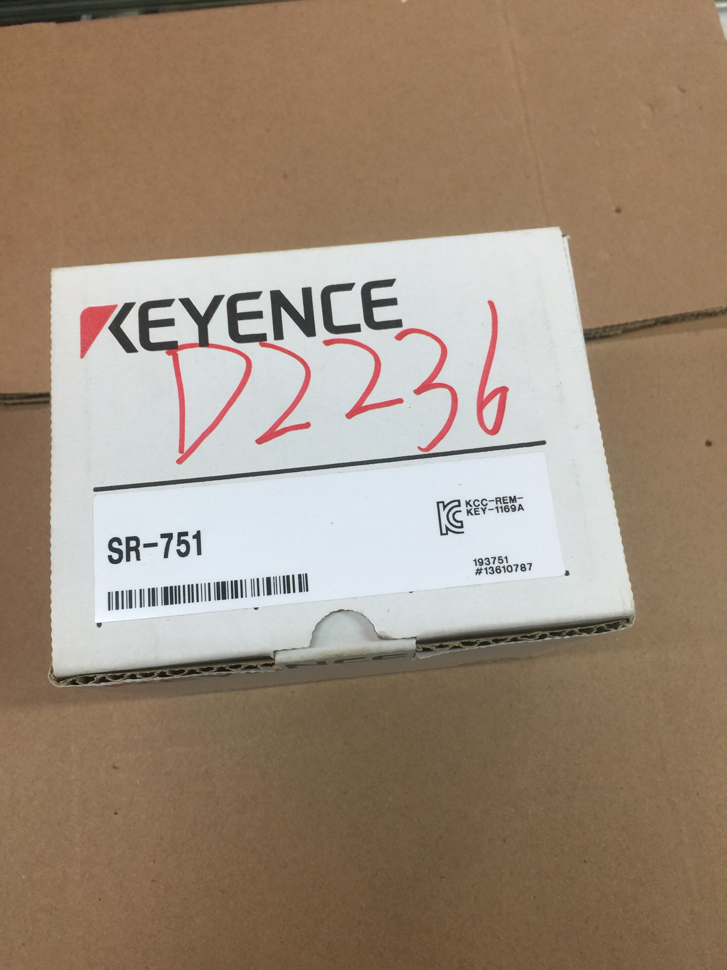 基恩士SR-751全新原装正品，编码一致