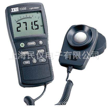 TES-1335数字照度计