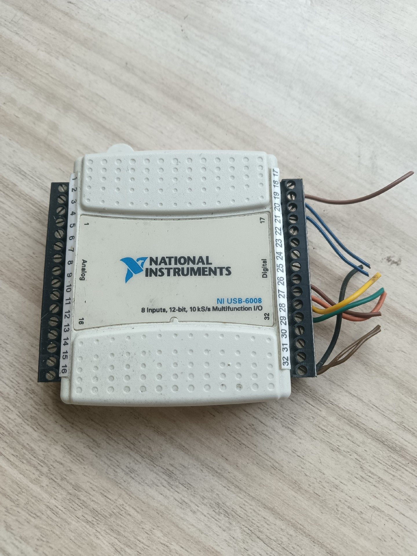 NI USB-6008  数据采集卡 ，功能包好