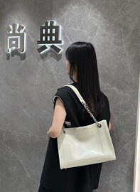 欧美方形横款休闲托特包女大包2024单肩腋下包潮高质感通勤包