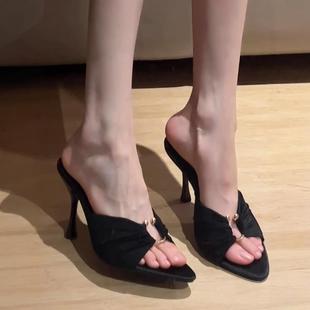 歐美尖頭細跟露趾涼拖鞋 子 女外穿高級感金屬扣一字拖氣質性感涼鞋