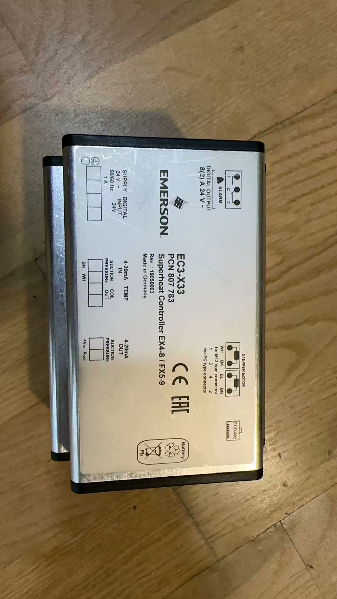 EMERSON  EC3-X33 工程余货 原装成色很新。有