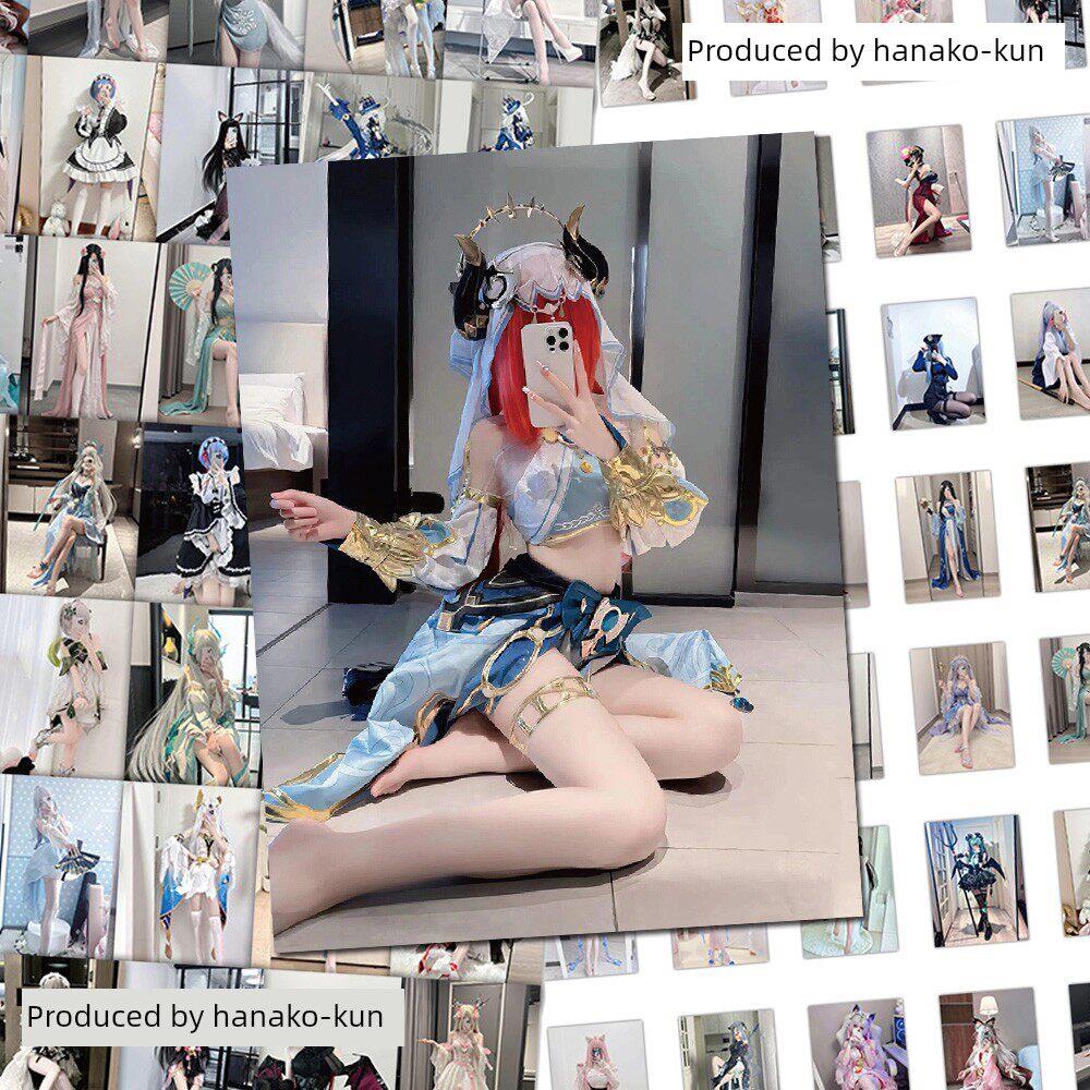 126张二次元COS漫展人物贴纸ins高颜值美女周边贴画diy手账桌面