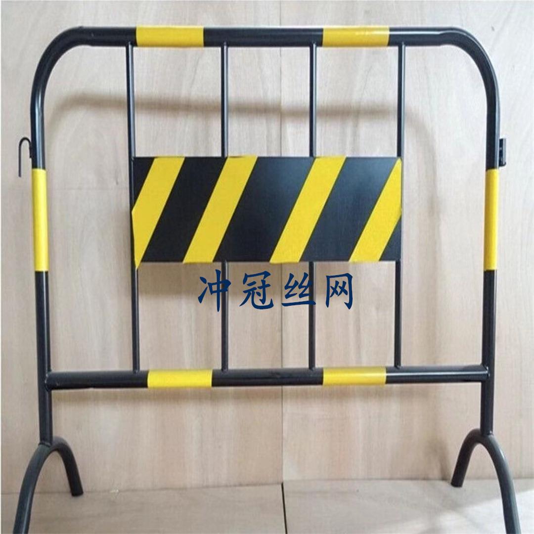 铁马移动护栏道路交通施工临时隔离栏工地红白移动黑黄警示围栏