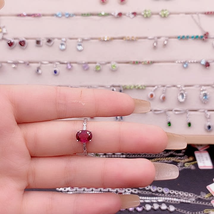 工厂直供天然彩宝量大价优