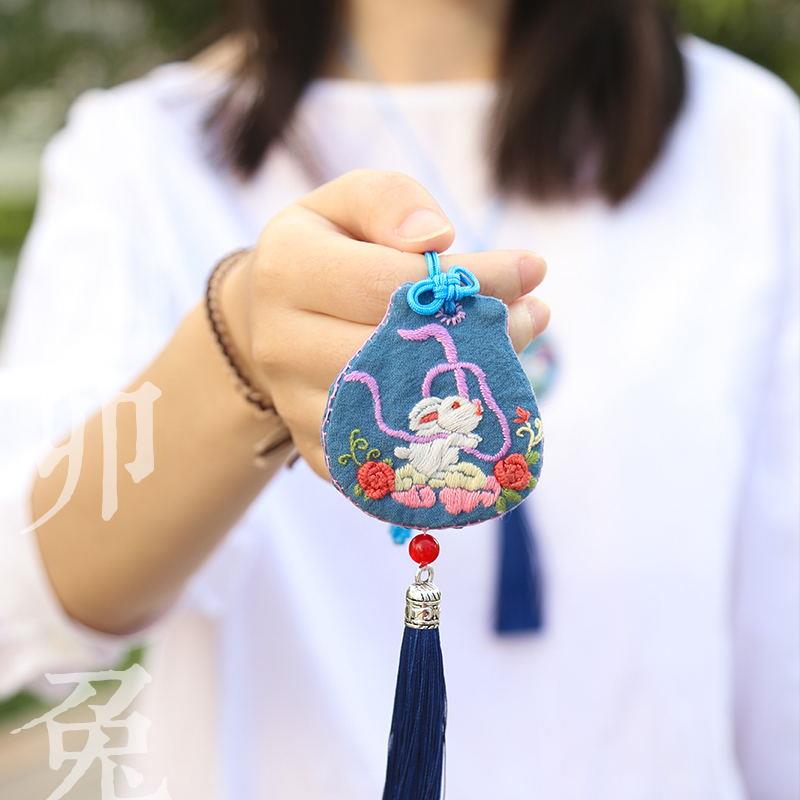 阿卡平安符手工刺绣diy自绣成品虎年香囊生肖虎御守护身符荷包