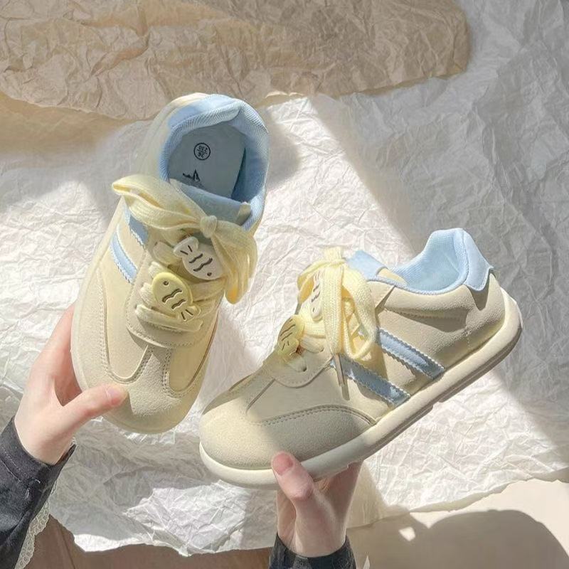 支持代发红色百搭板鞋复古老爹鞋