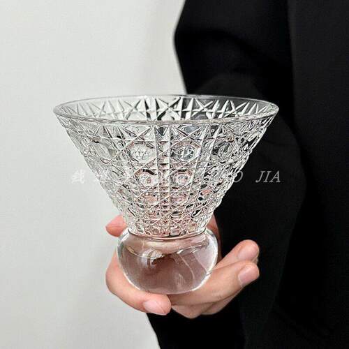 ins日式矮脚马天尼杯{天山雪杯 人迷三月}三角香槟杯鸡尾酒杯薄款