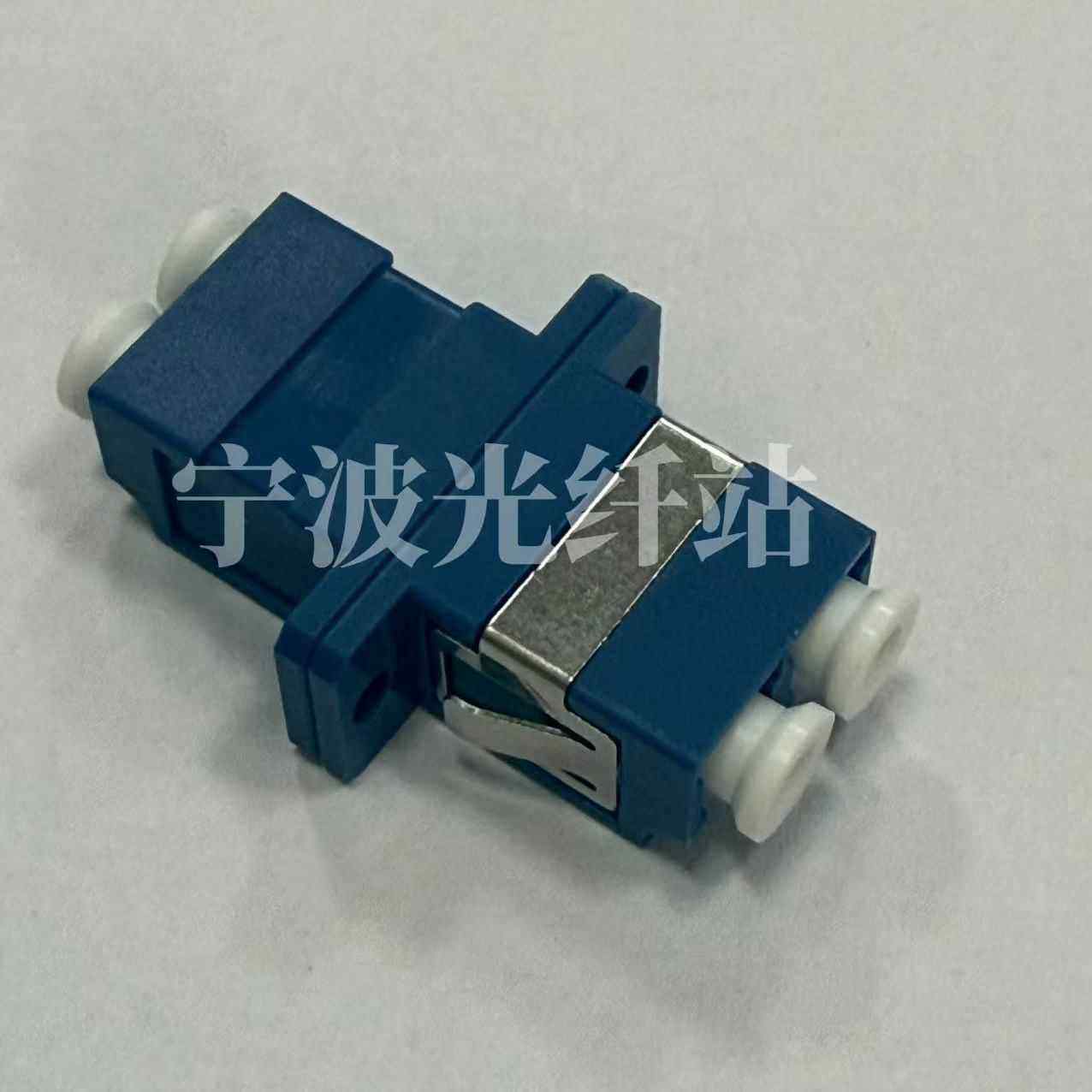 电信级LC双工光纤耦合器 小方头凸缘连接器配接器转换法兰头SC