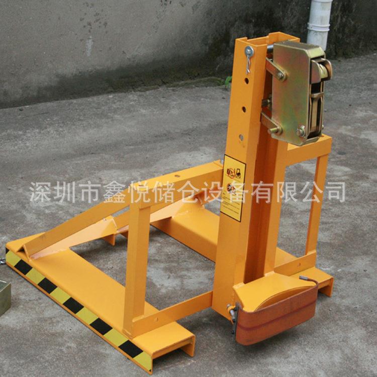 DG500A重型油桶夹具叉车油桶夹叉车夹具鹰嘴夹具抓桶器