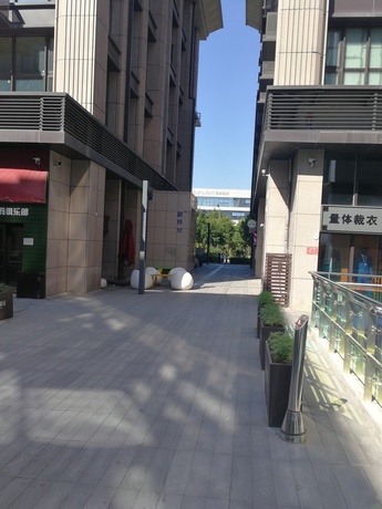 金科天宸荟16号楼107室（底商）
