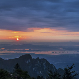 江西旅游含小交通庐山，景德镇婺源篁岭三清山无购物4天3晚跟团游