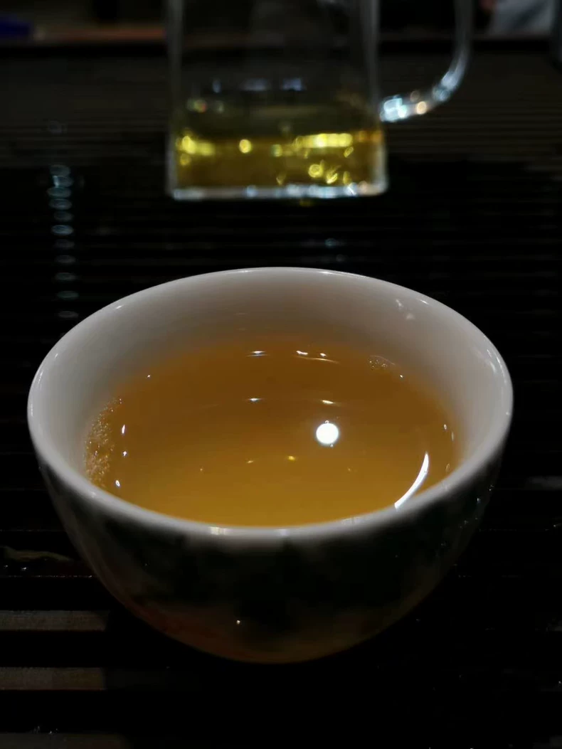 【極品好貨】2016年賀開古樹純料380年樹齡雲南普洱茶生茶老茶陳茶茶葉300克 普洱茶 BUASHOP普洱老茶