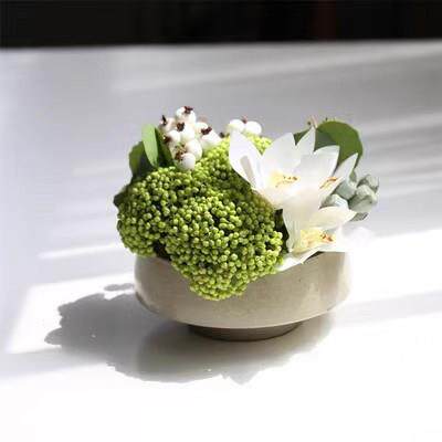 现代简单的绿色模拟花卉集无障碍豪华咖啡桌餐桌假花模型房间谈判