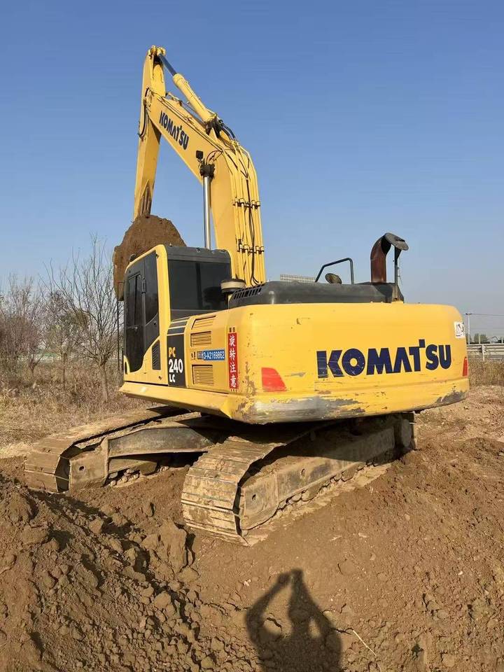 11月20日北京小松240挖掘机网络拍卖公告