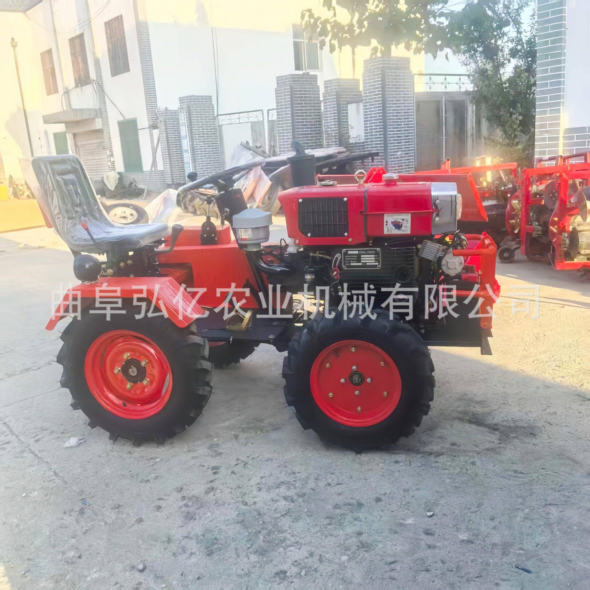 14马力柴油水冷微耕机电启动山地丘陵小型耕地机玉米耕种播种收获
