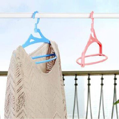 Cute Cloud-Shaped Plastic Hangers, Creative Non-Slip Clothes