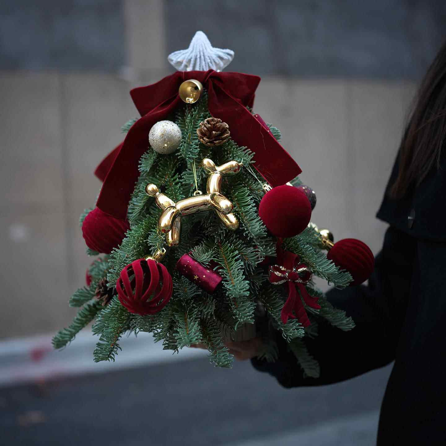 迷你圣诞树新款家用小型桌面摆件诺贝松手撑树圣诞节装饰布置