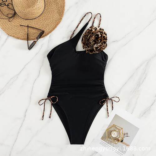 One piece one-piece swimsuit for women, single shoulder
