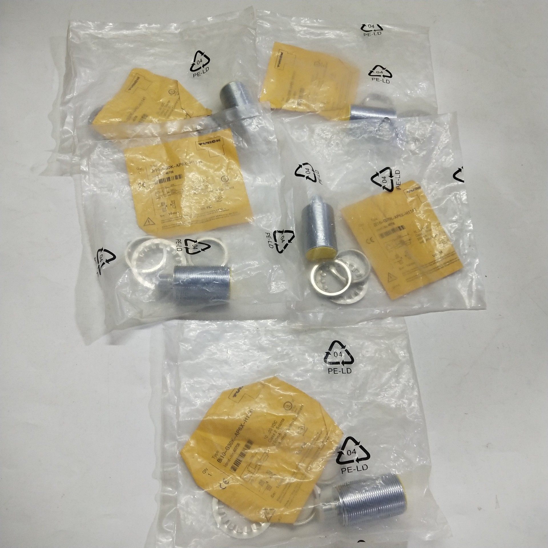 TUROK图尔克Bi10-G30K-AP6X-H1141接近