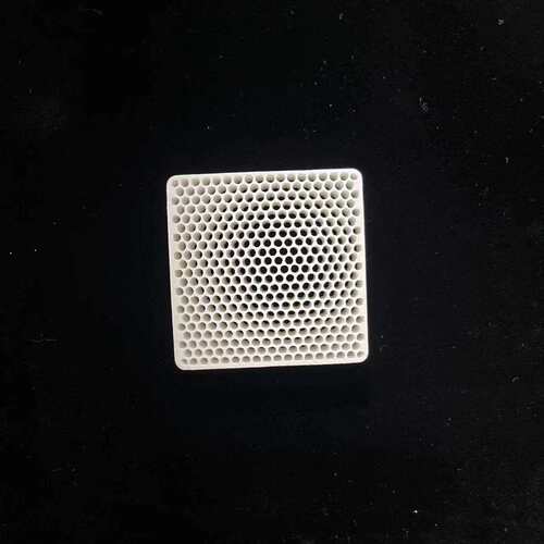 皓晨供应 32mm蜂窝陶瓷催化剂载体 耐温蜂窝砖燃烧片