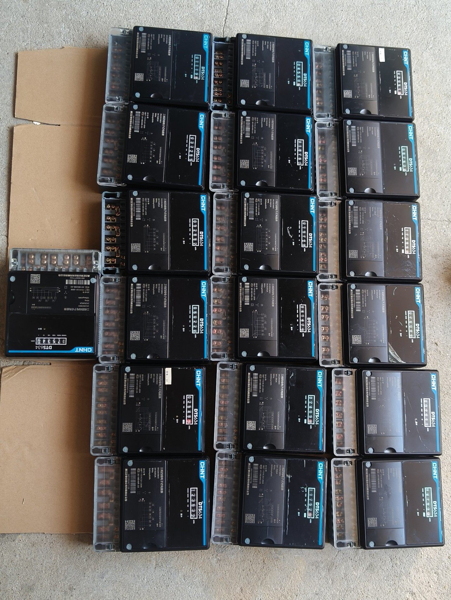 正泰电表 DTS634   都是拆机件  几乎无划痕  无磕