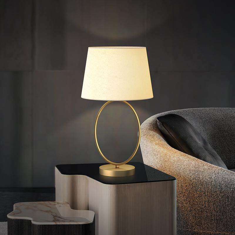 轻奢全铜美式台灯卧室床头柜灯创意现代简约北欧温馨家用客厅台灯