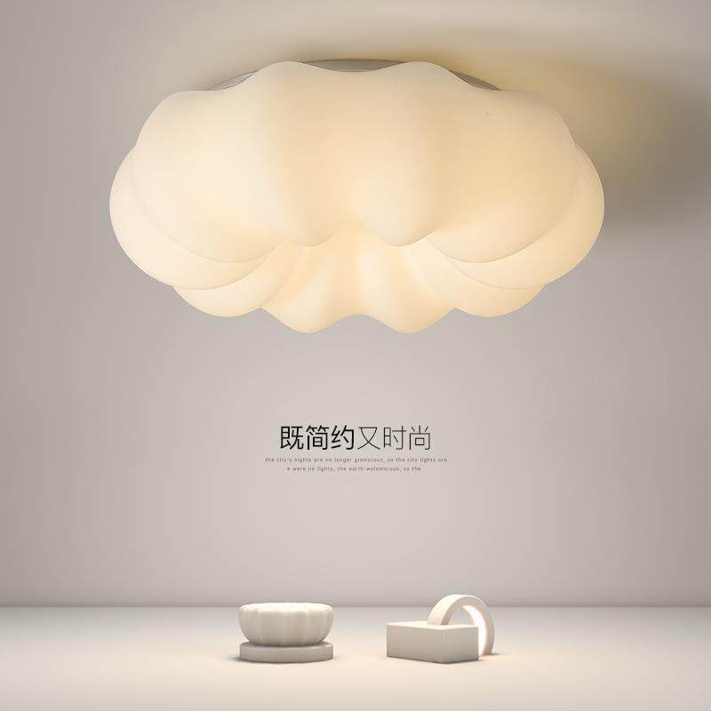 卧室灯2022年新款主卧儿童房灯女生书房间灯创意南瓜云朵吸顶灯具
