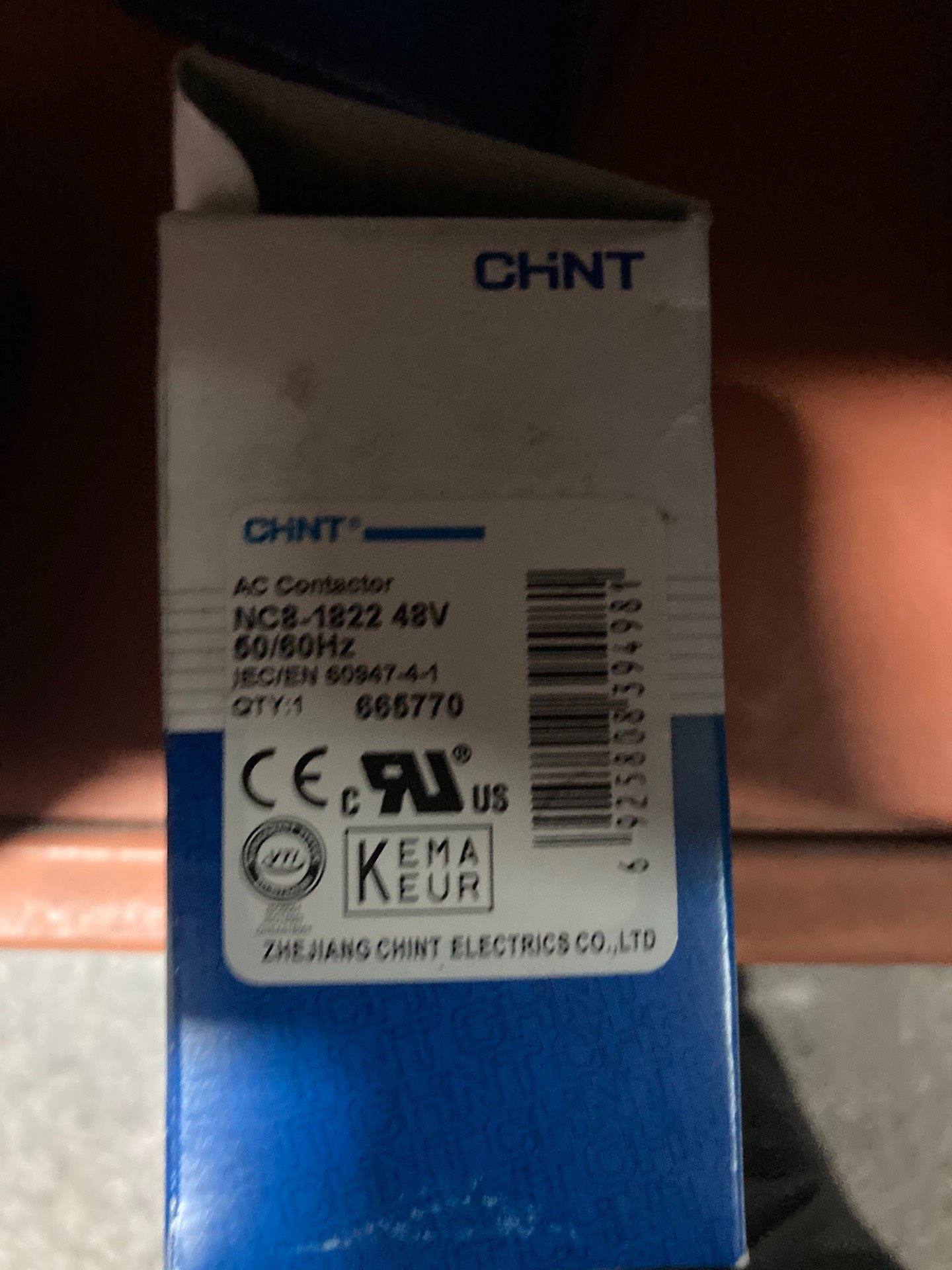 NC8-1822。48V交流接触器原装正泰，数量41个，打包